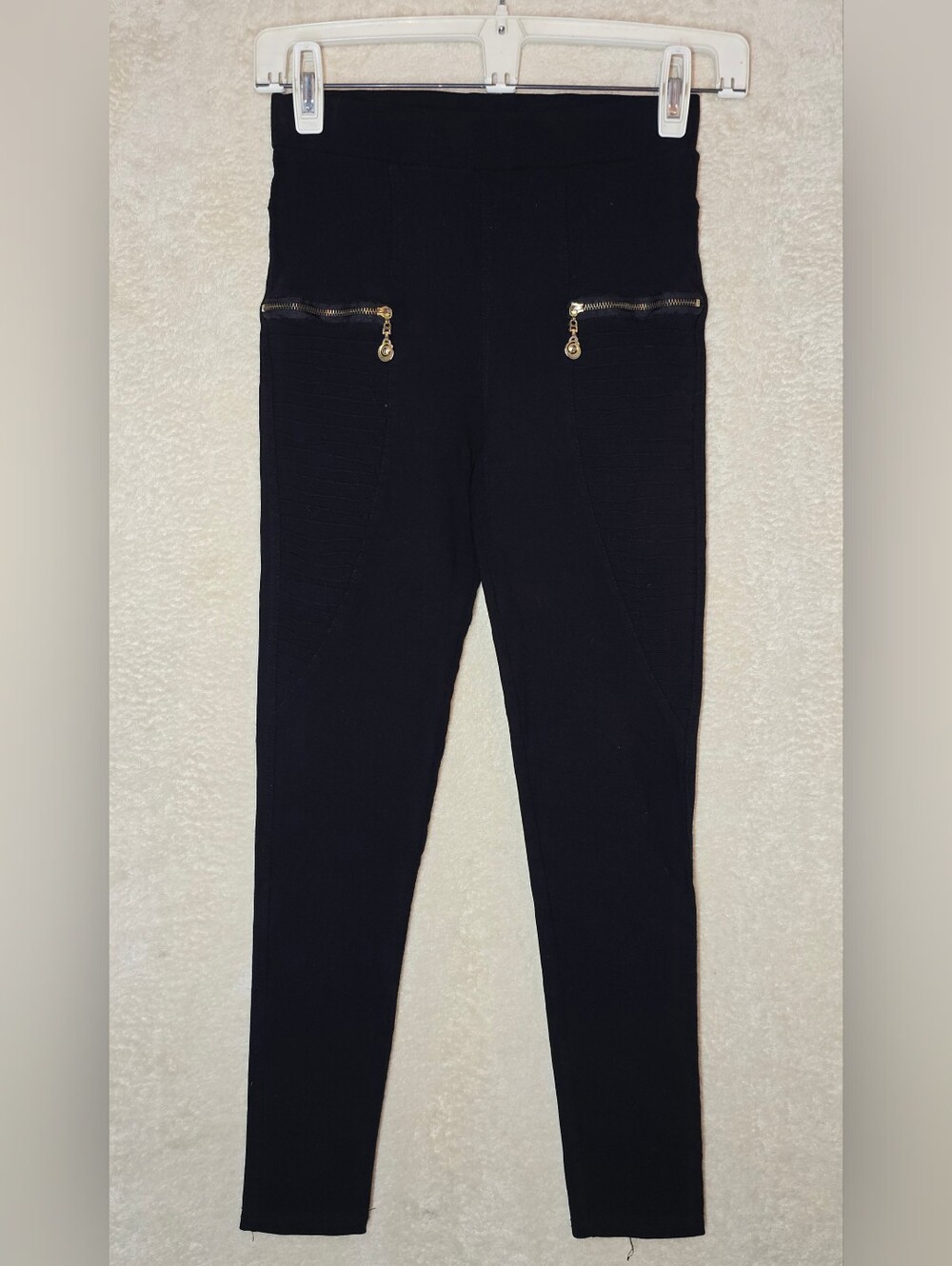 JVINI Black Pants Gold-toned Zipper Pocket Details Size S/M